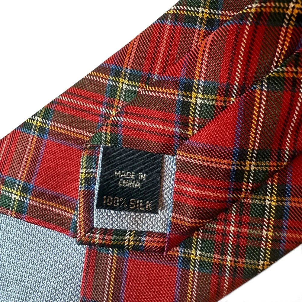 Tommy Hilfiger 100% Silk Mens Tie Red Plaid 3